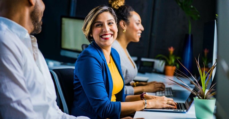 Designing Tricks to Give Your Office a Fashionable Look